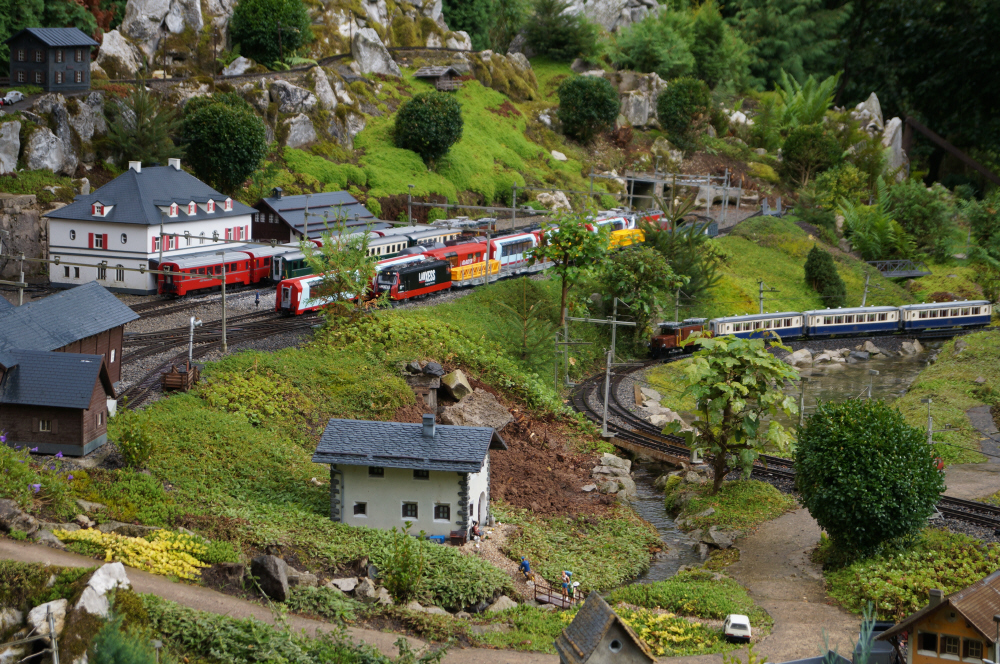 Uebersicht Bahnhof Disentis u Lavin
